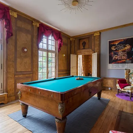 בית נופש Manoir De La Marquise *